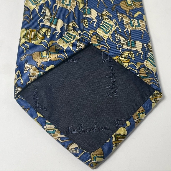 Salvatore Ferragamo Men’s Silk Neck Tie Blue with Tan and Brown Horses - Picture 5 of 6